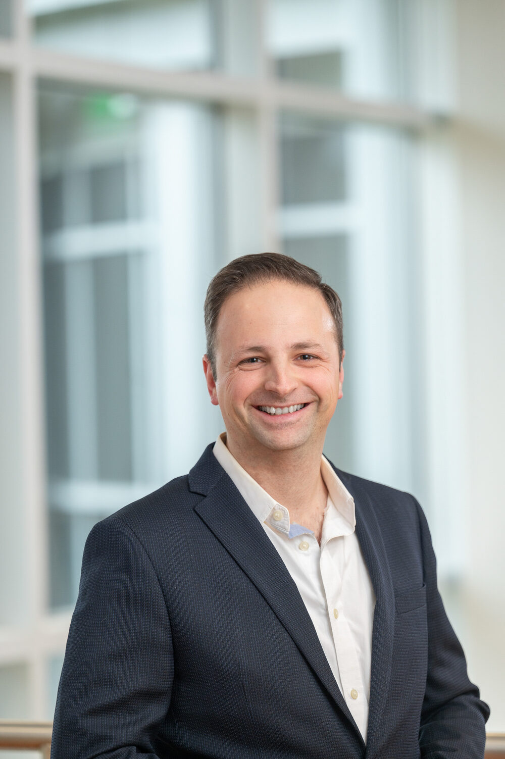 Ismael Arenzana — Founder & Principal